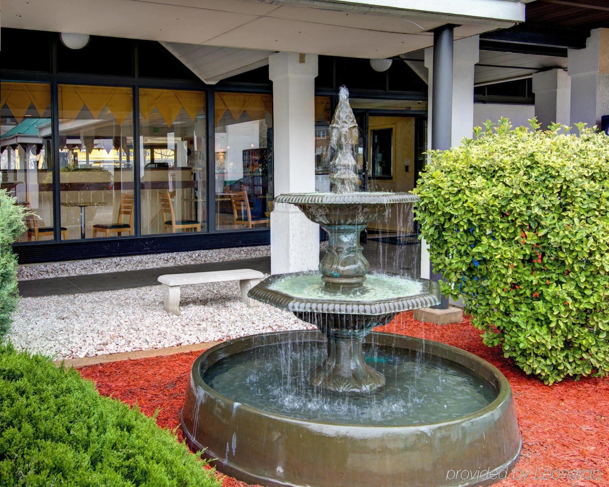 Quality Inn & Suites College Park Kültér fotó